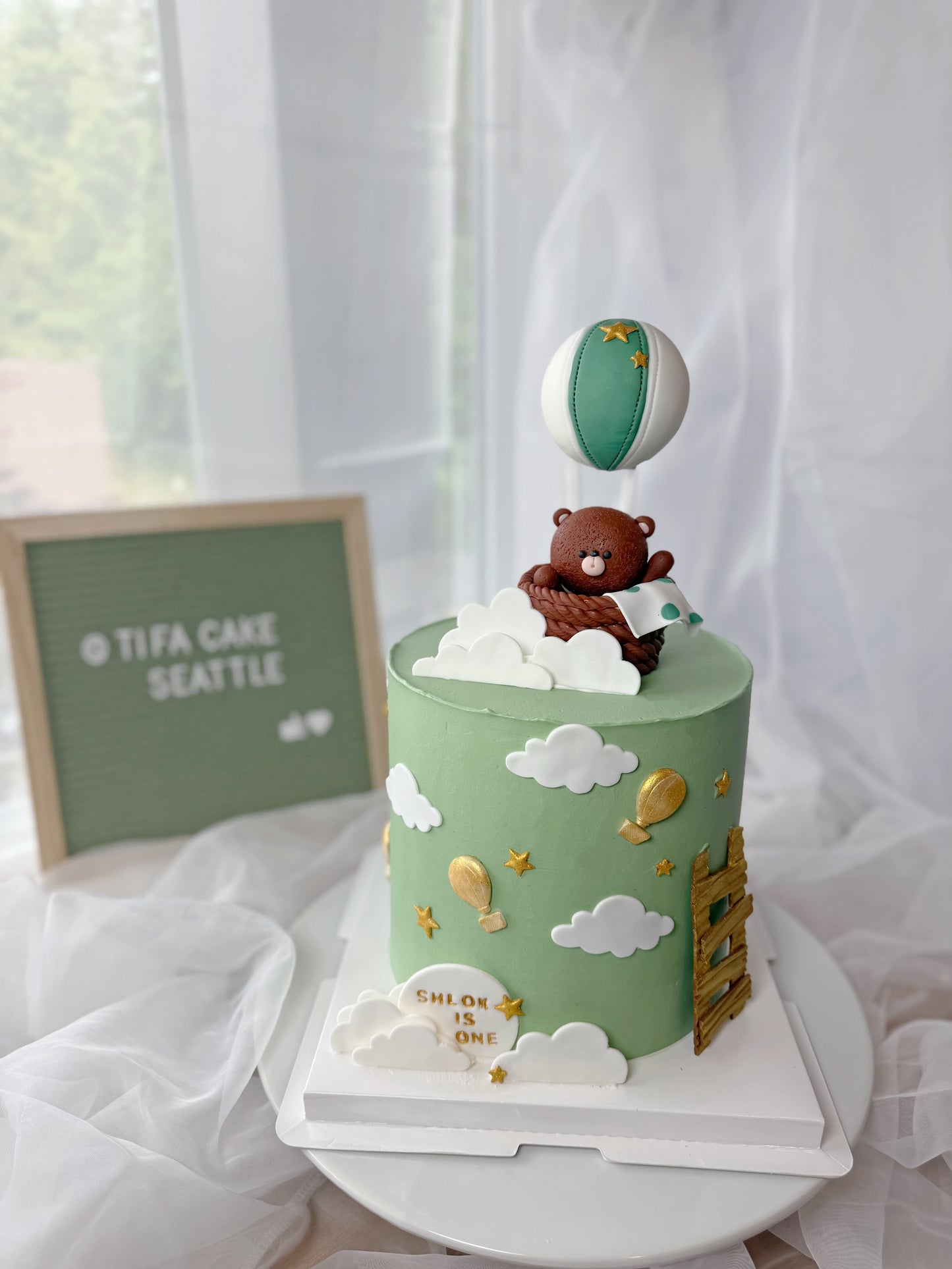Hot Balloon Bear
