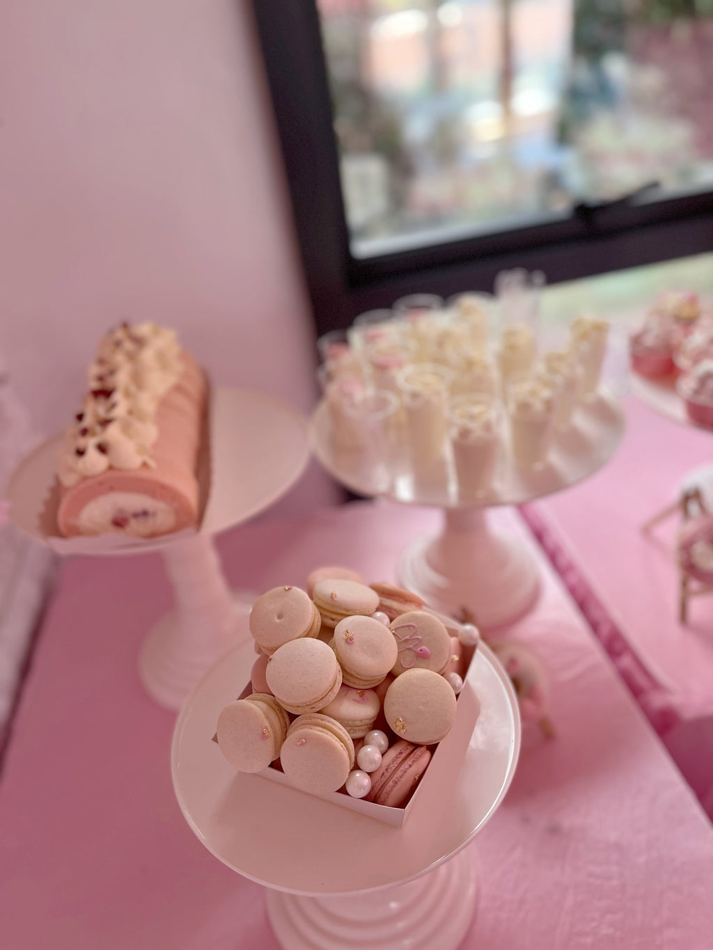 Macarons (currently not available)