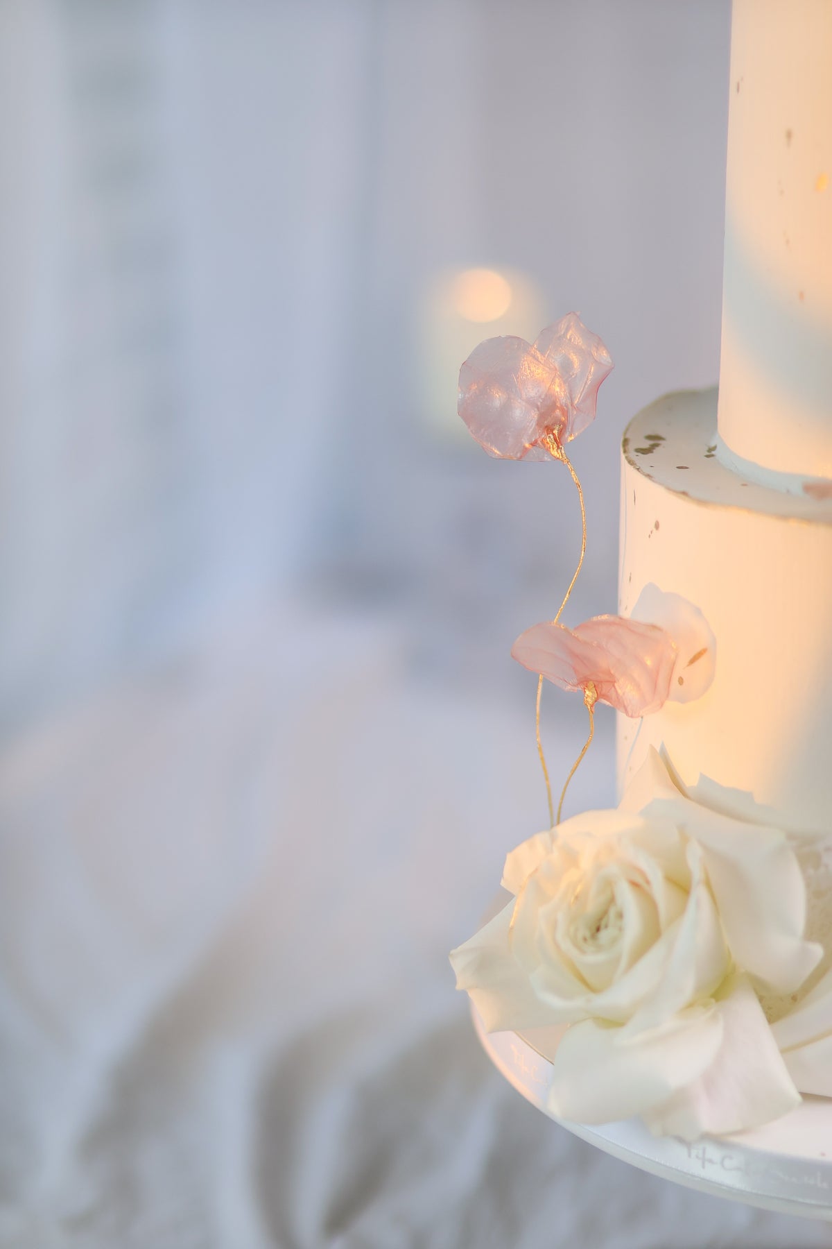 rice paper flowers tall two tiers cake