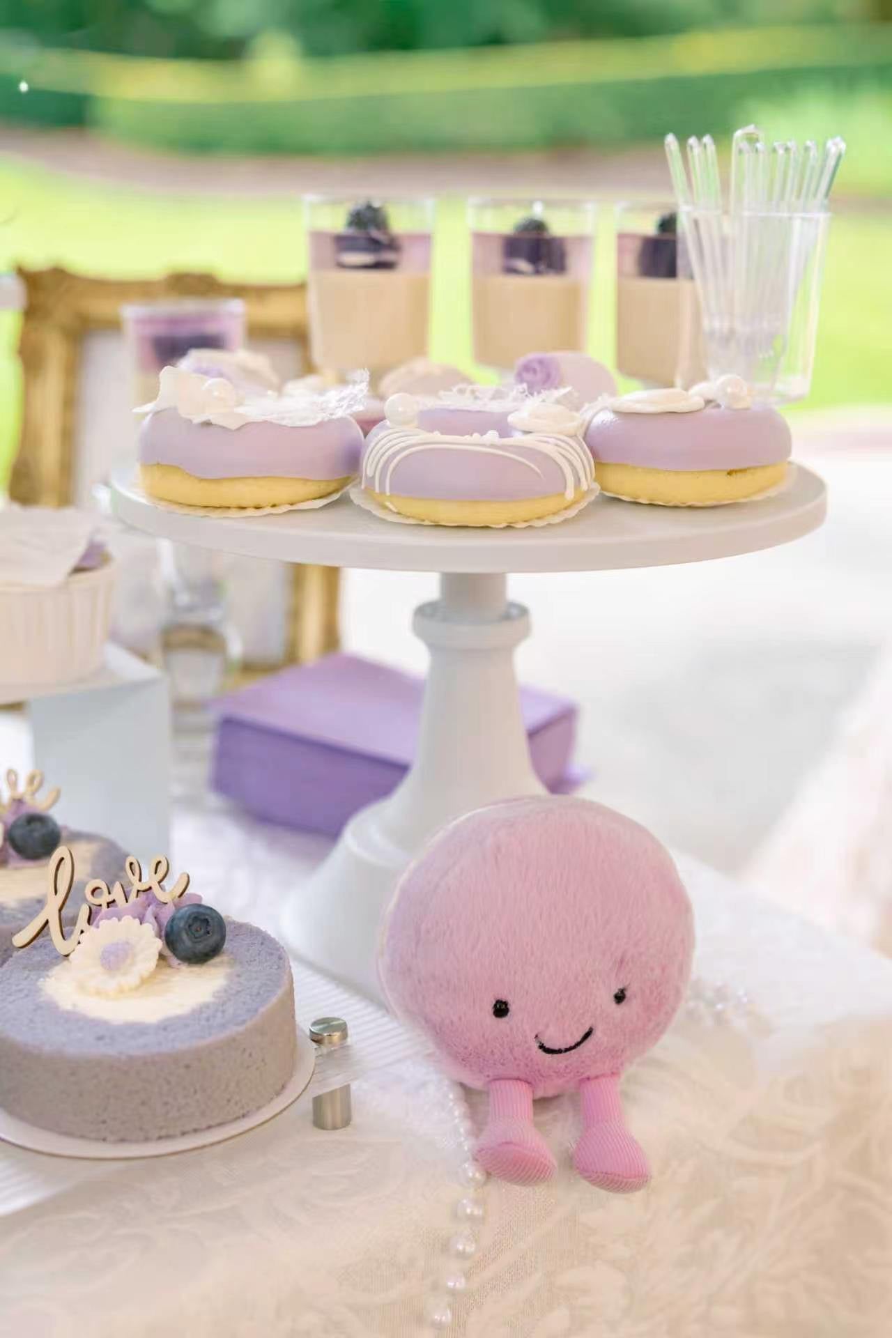 Purple sugar flower wedding
