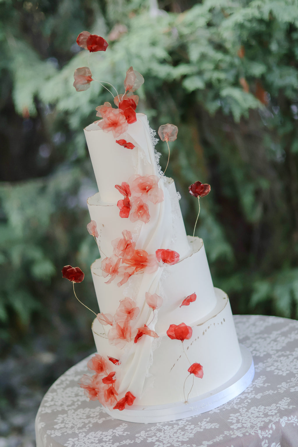 4 tiers wedding | rice paper flowers