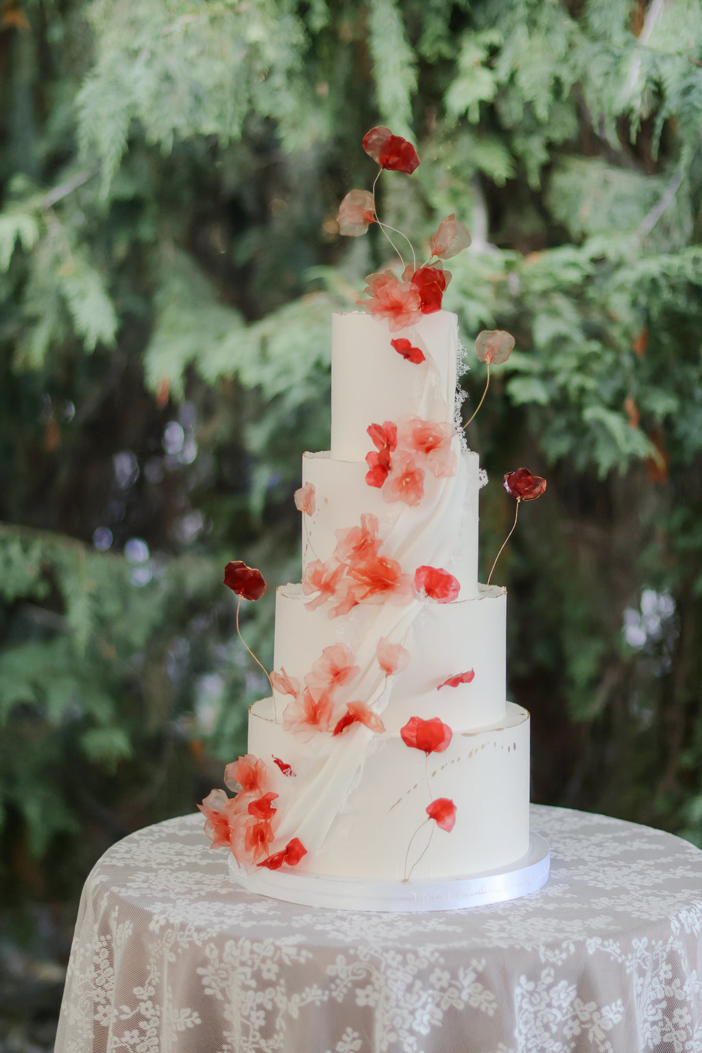 4 tiers wedding | rice paper flowers
