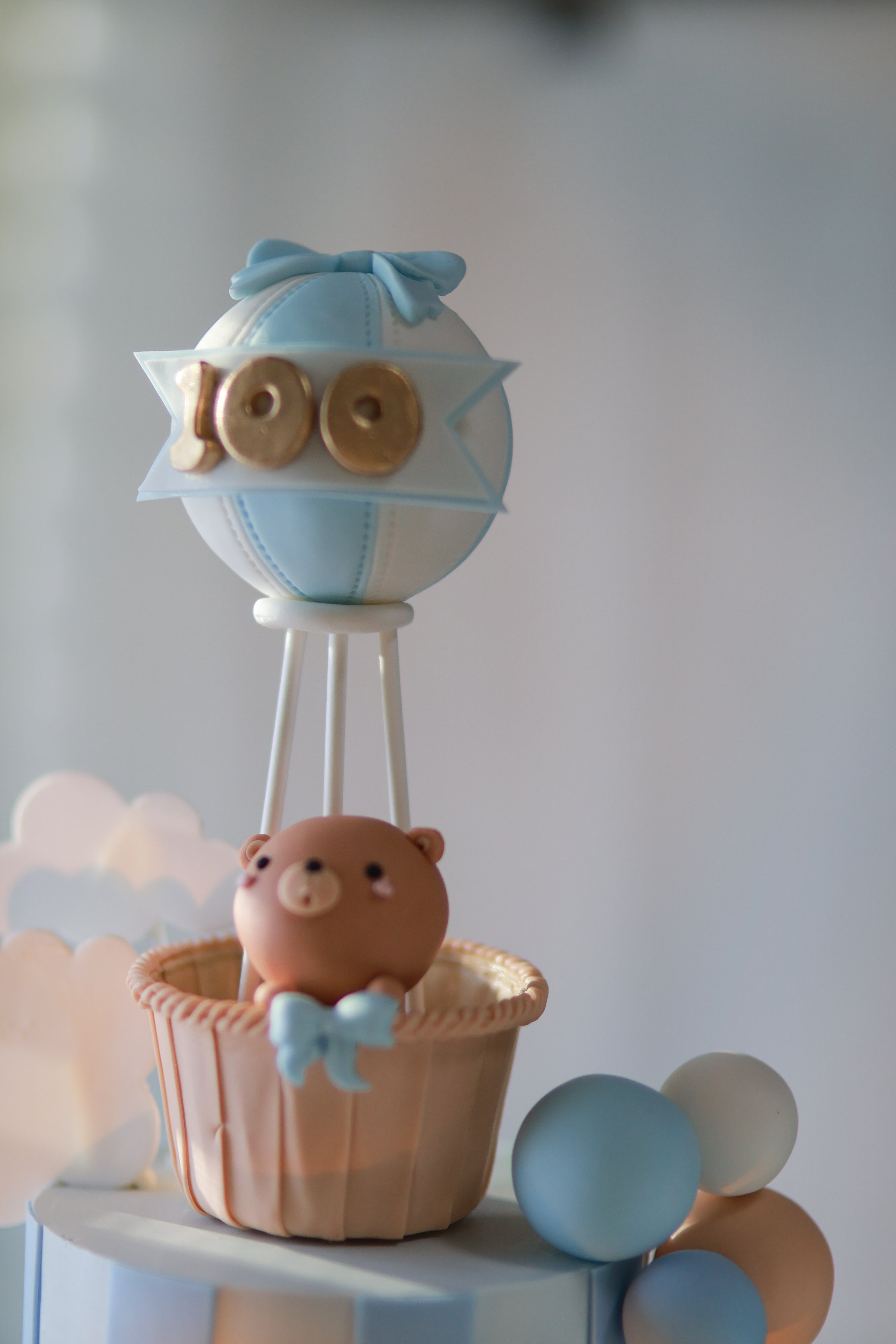 Dreamy bears