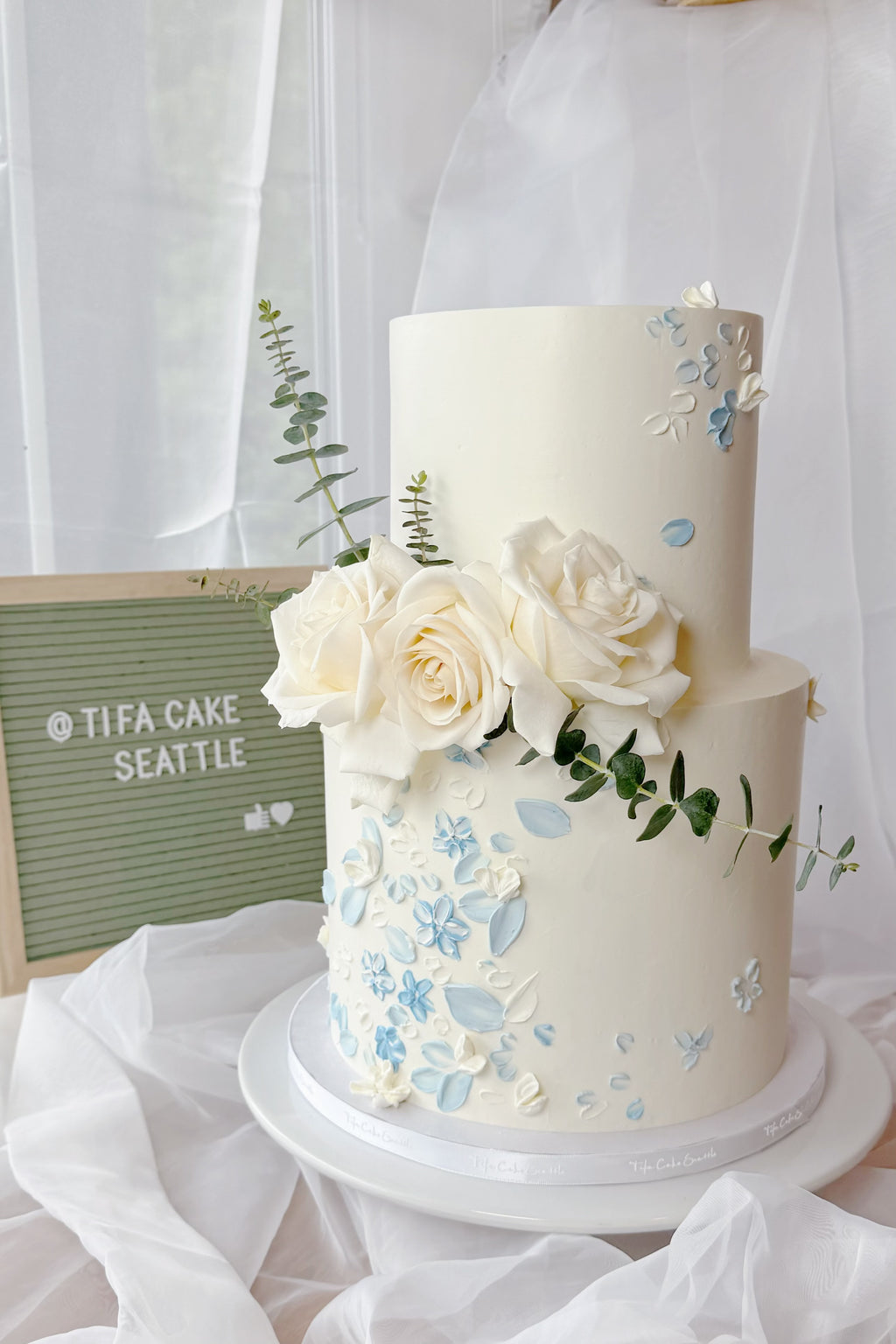 Classic floral wedding