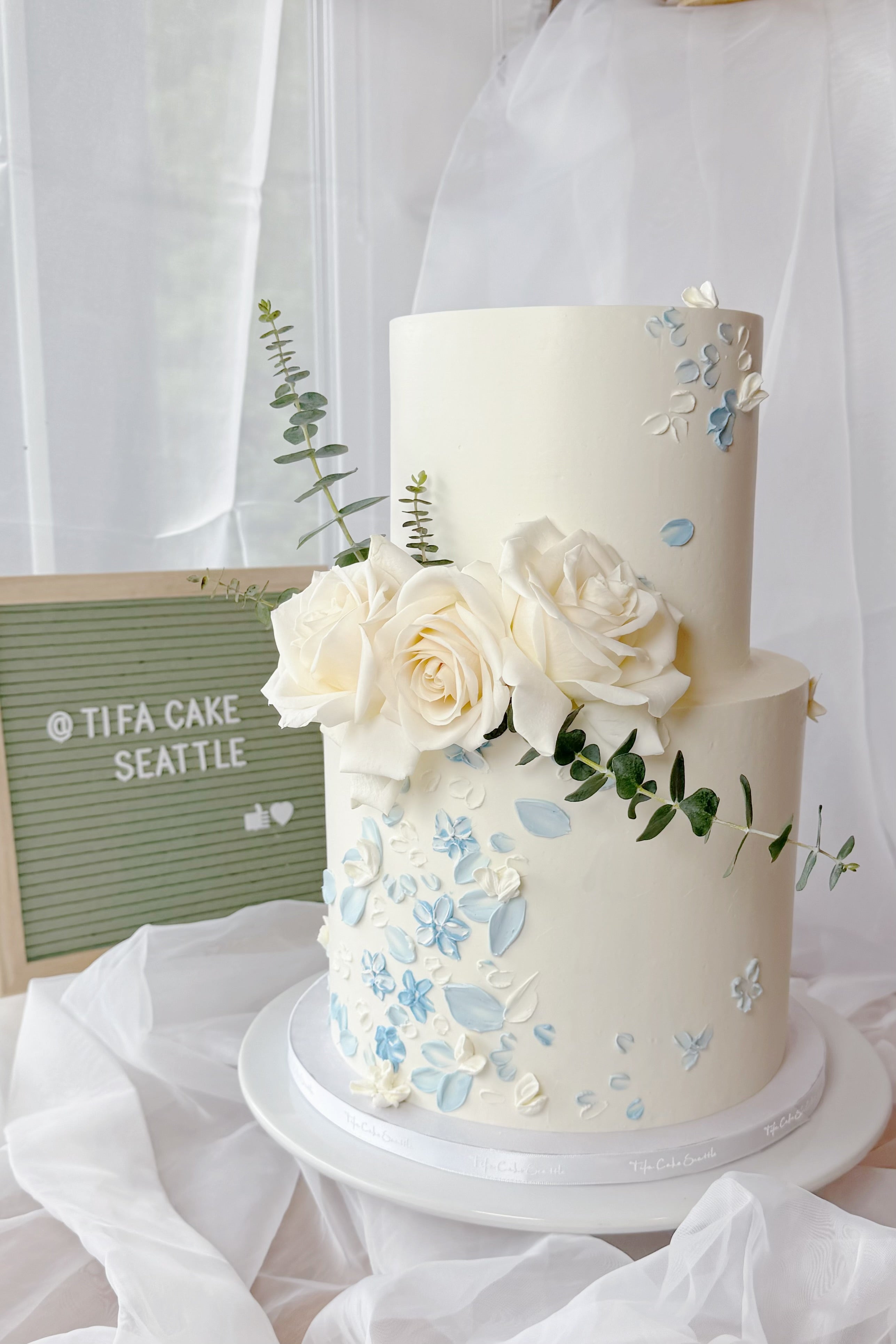 Classic floral wedding