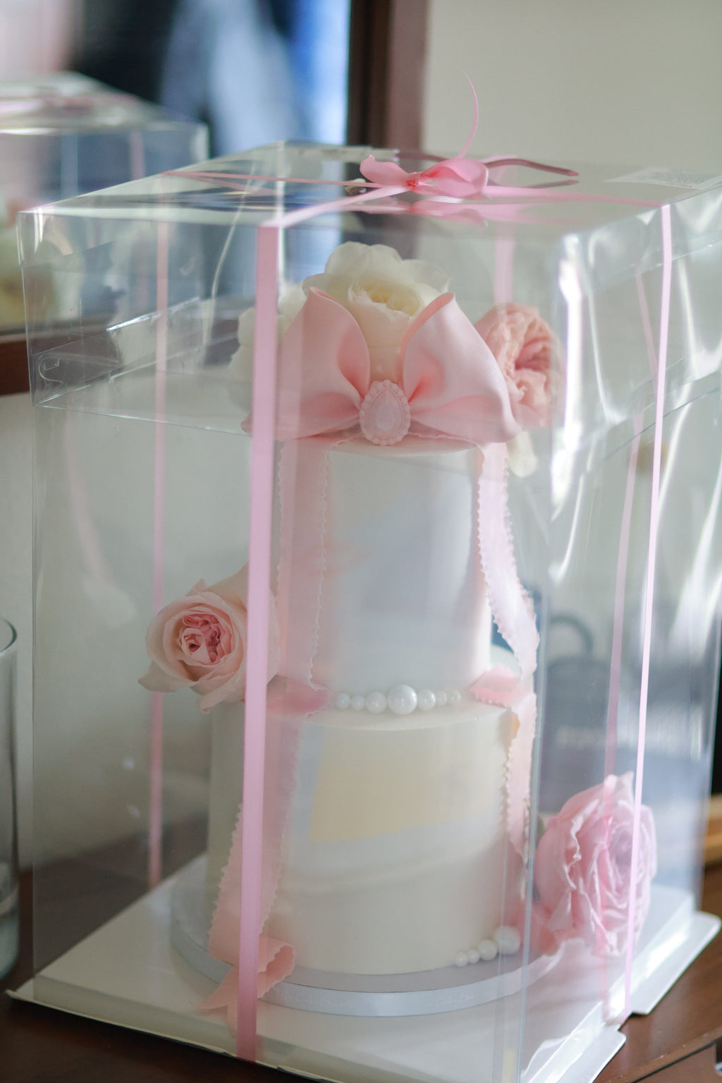 Bow cake