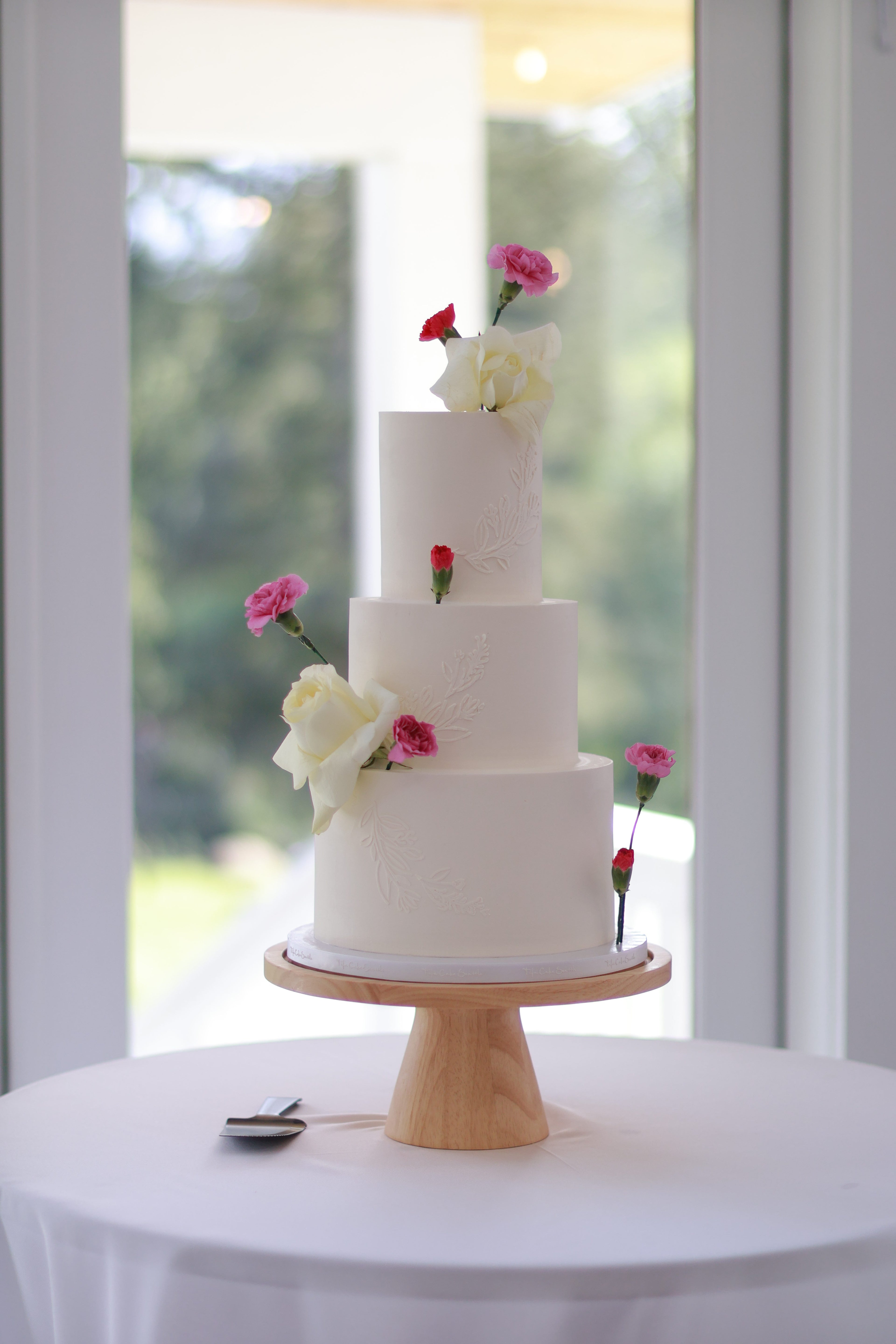 Stencil white wedding