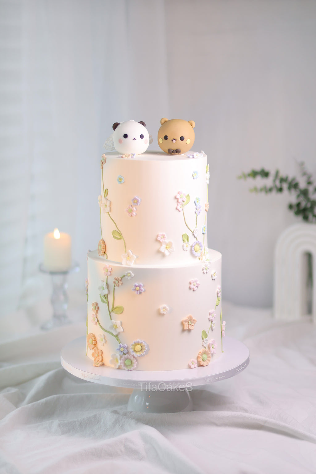 Character and mini flowers