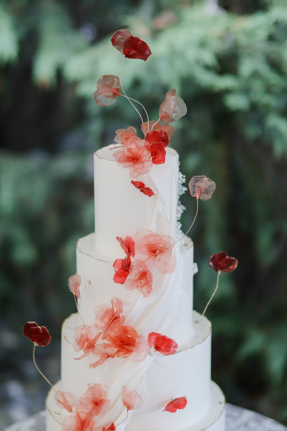 4 tiers wedding | rice paper flowers