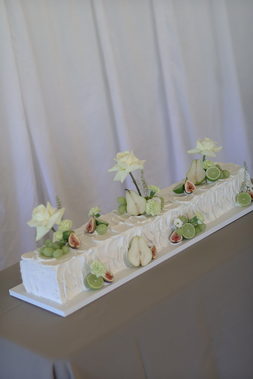 30” Long table cake |green and white