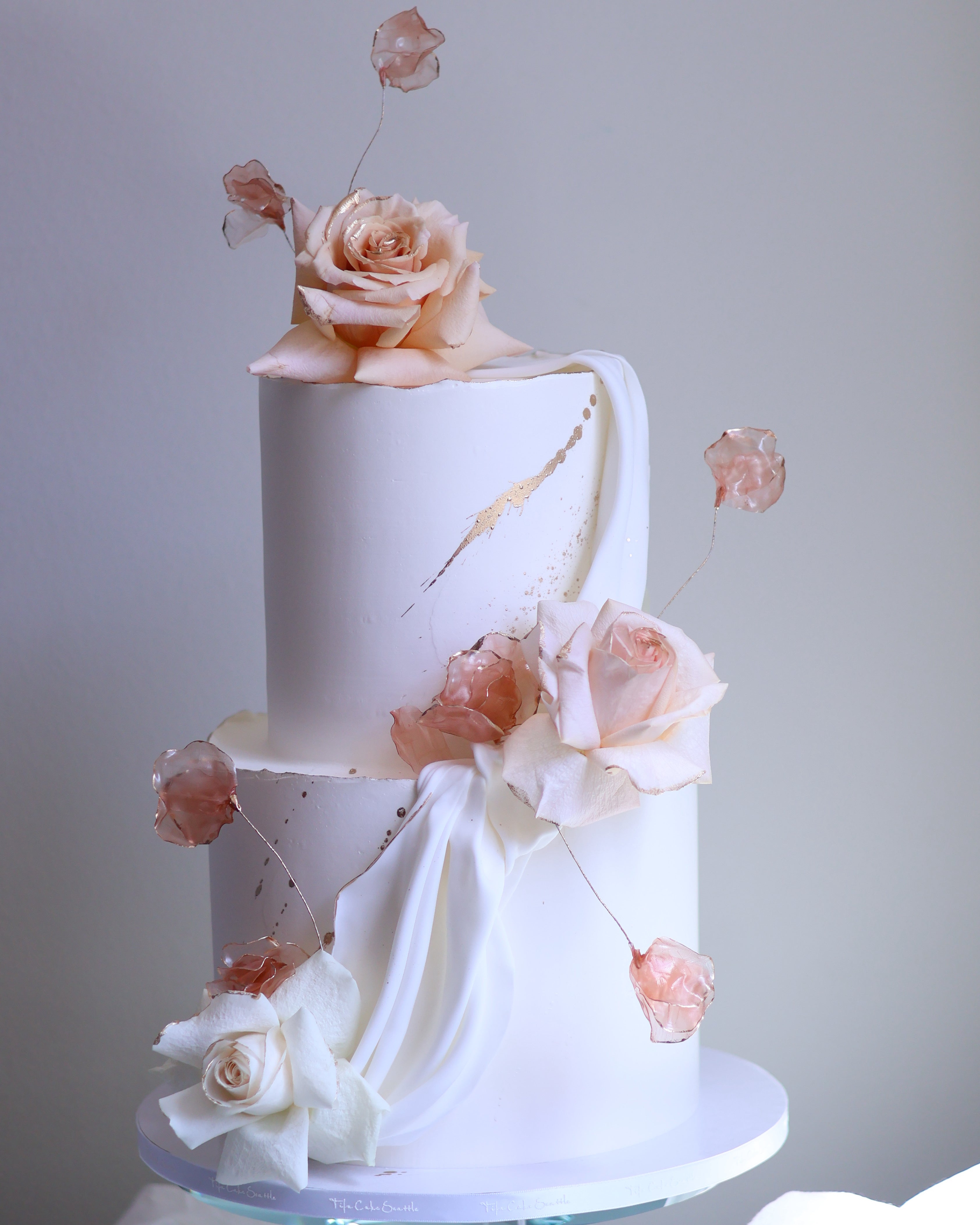 Champagne gold wedding cake