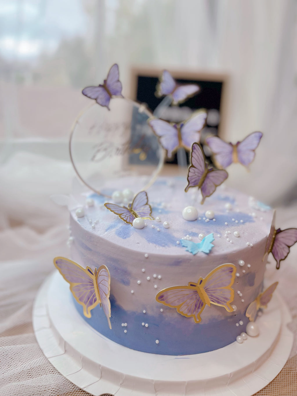 customized cakes