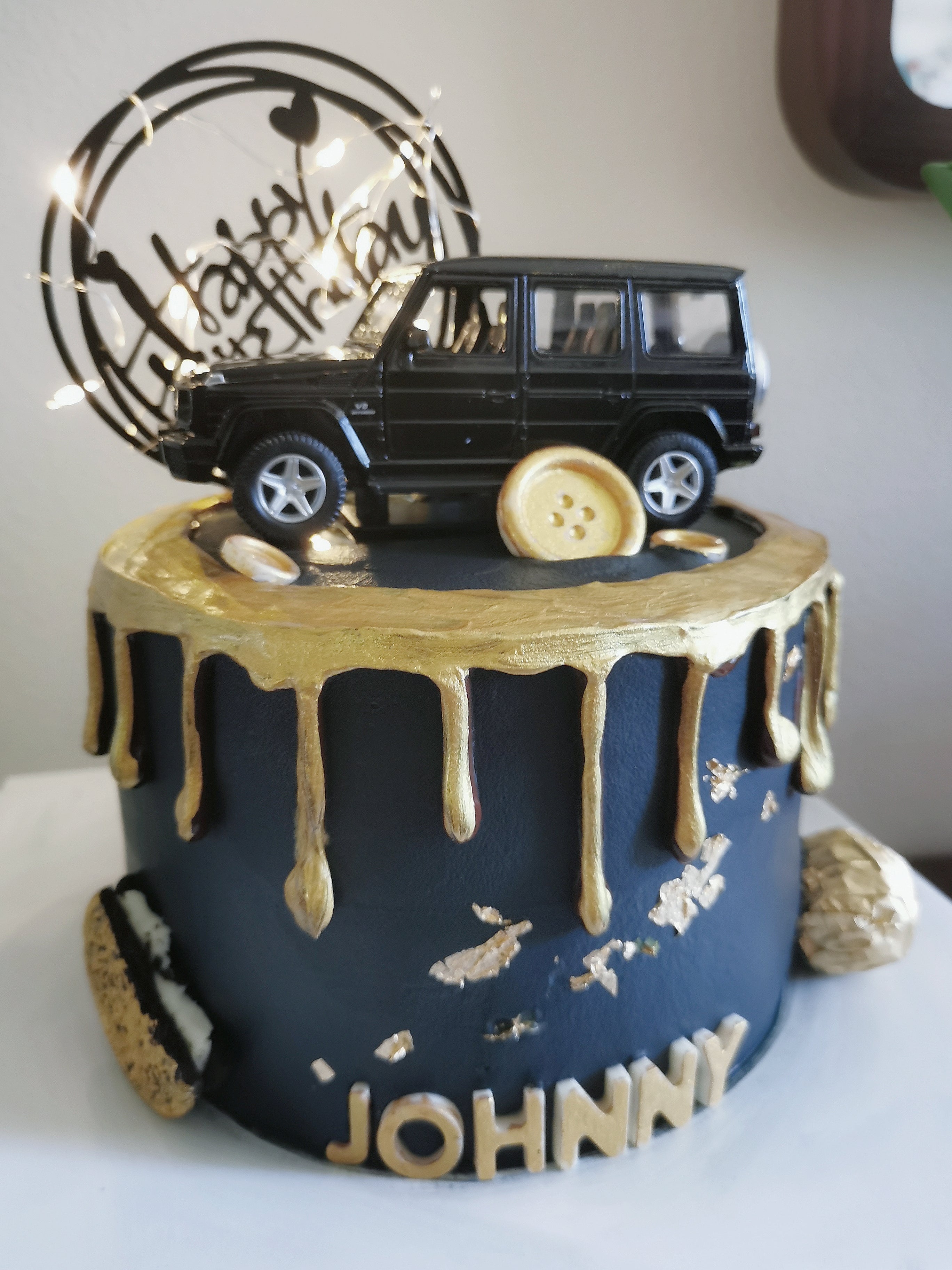 customized cakes