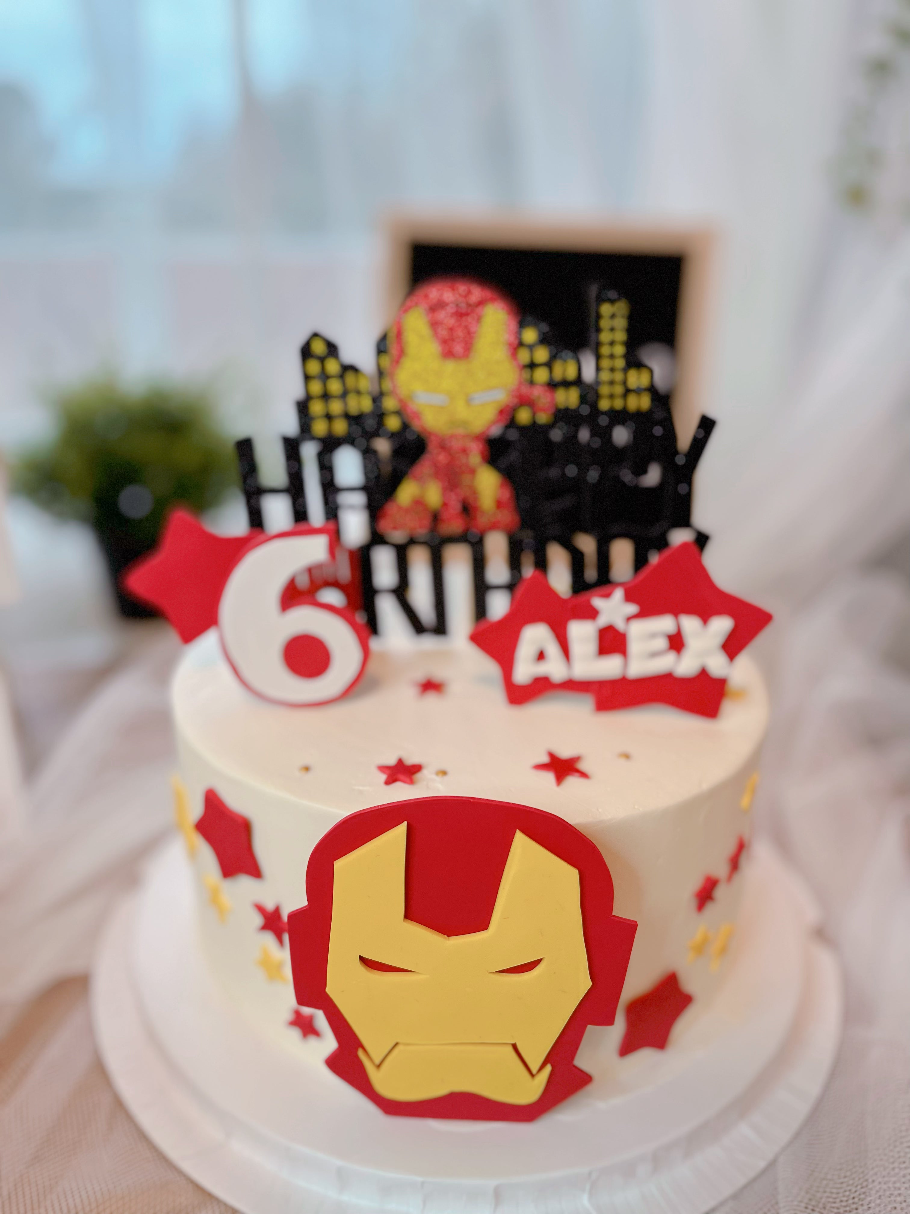 customized cakes
