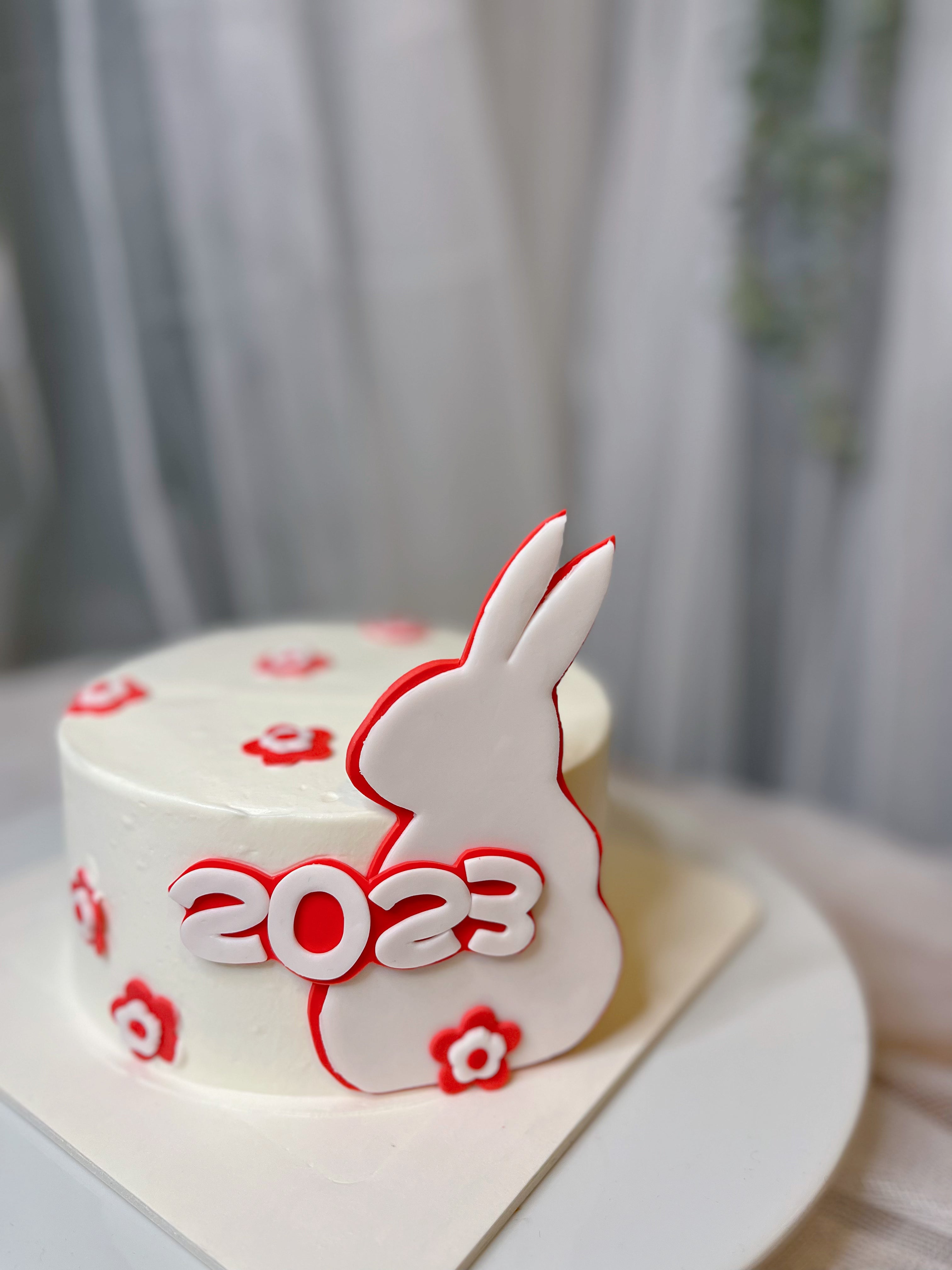 customized cakes