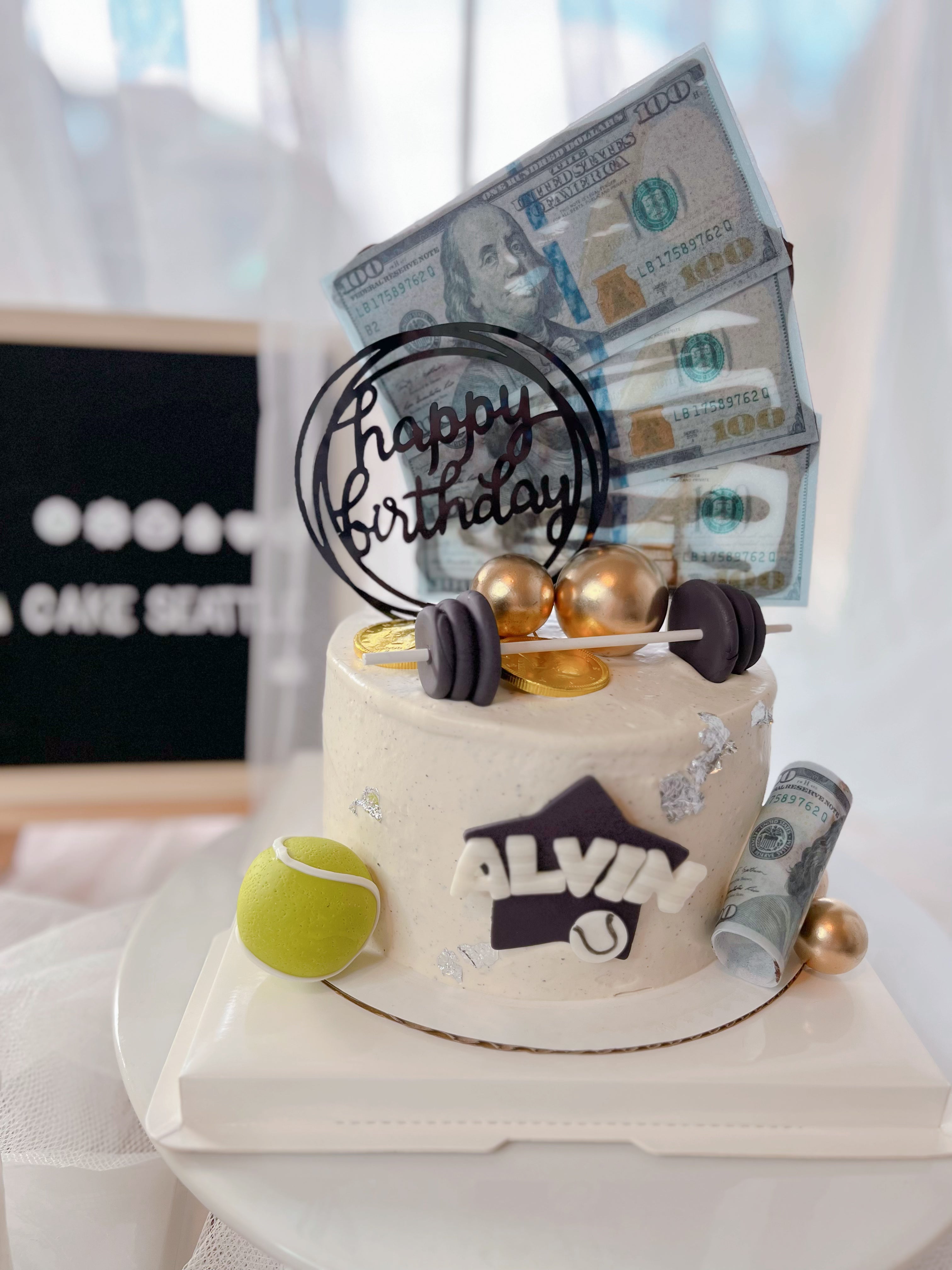 customized cakes