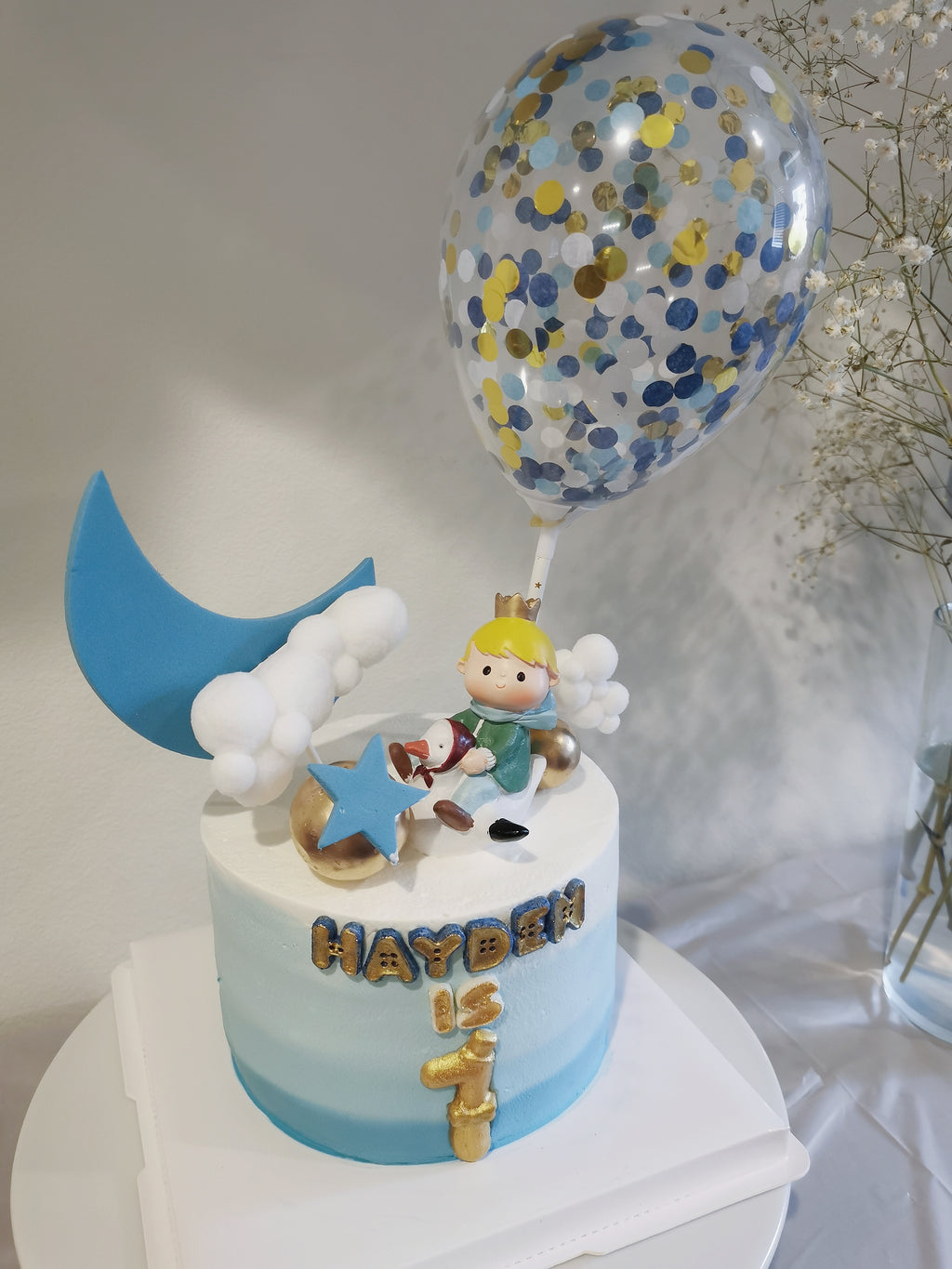 customized cakes